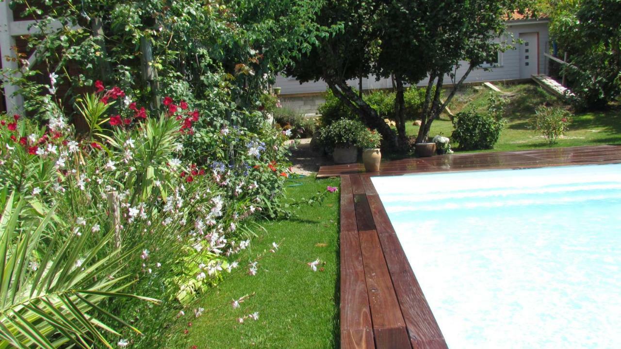 Les Arums De Fondeminjean Bed & Breakfast